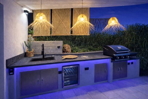 Outdoor kitchen for both houses